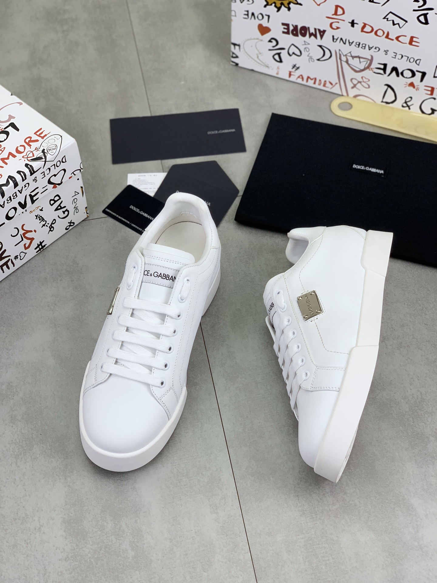 olce & Gabbana shoe